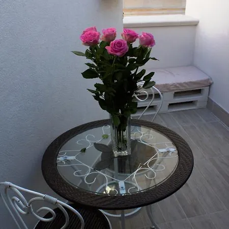 Maison Bijou